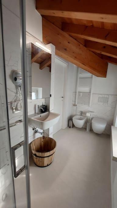 Sui Tetti Di Valeggio - Holiday Apartment Valeggio sul Mincio Εξωτερικό φωτογραφία